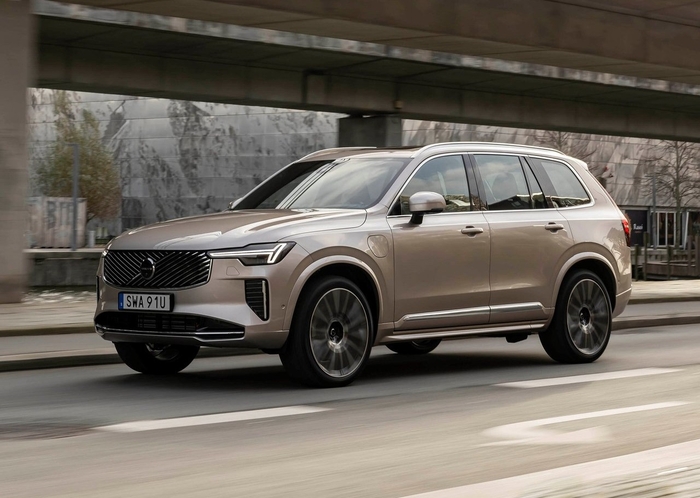 볼보, 하반기 반등 노린다…'XC60·XC90·S90' 3종 신형 투입