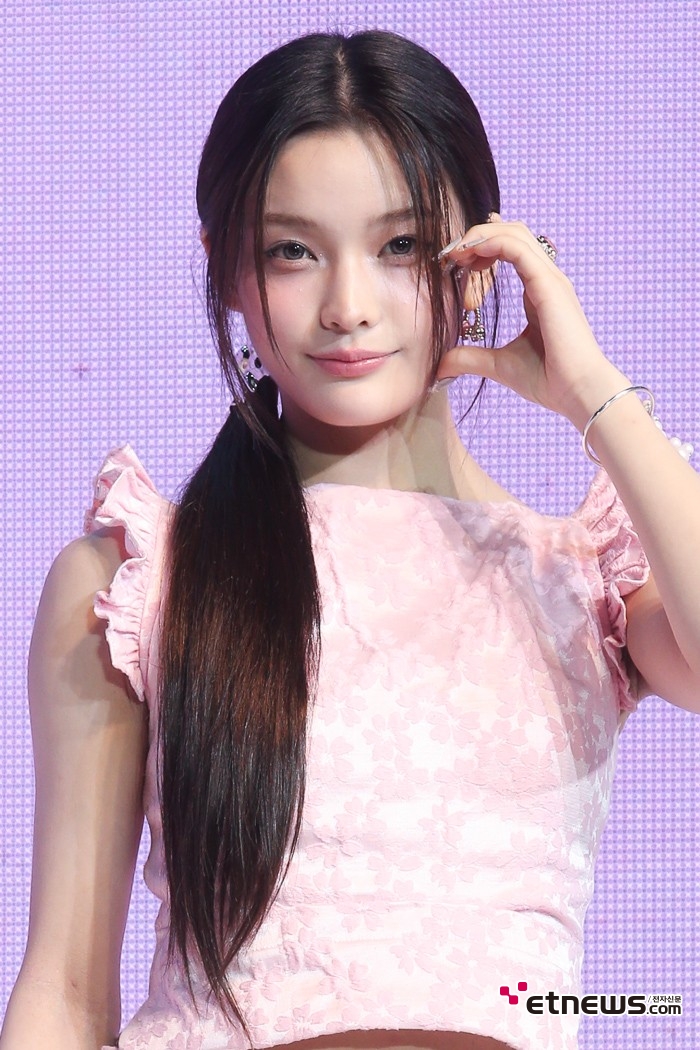 [ET포토] 아일릿 이로하, '신비로운 미소'