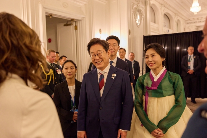 李대통령, G7서 외교 무대 데뷔…이시바 日총리와 회담·트럼프 만남은 불발