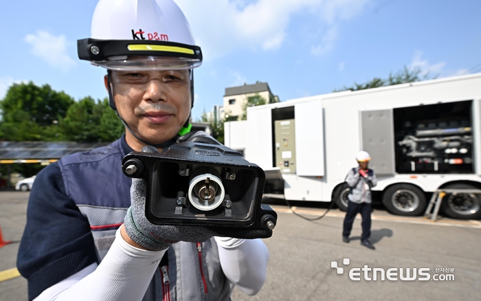 [포토] 재난 대비 긴급복구 훈련 비지땀