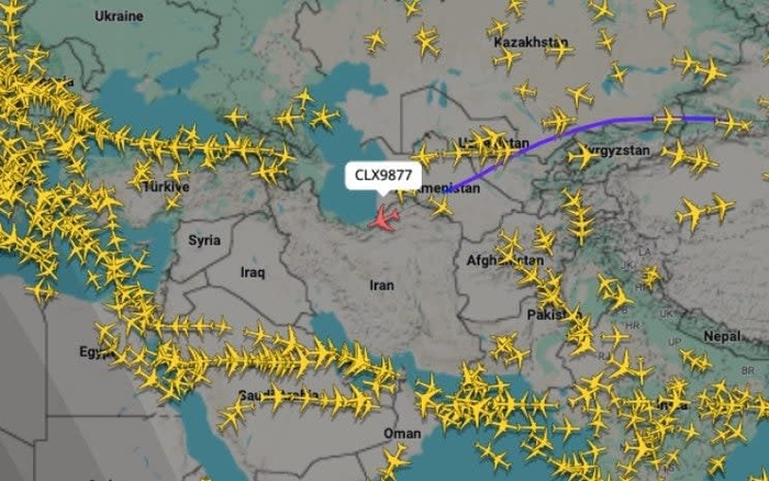 지난 16일(UTC) 출발한 중국발 룩셈부르크행 화물 비행편 'CLX9877'. 사진=flightradar24/텔레그래프 캡처