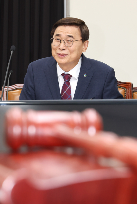 이종석 국가정보원장 후보자가 19일 오후 서울 여의도 국회 정보위원회에서 대북·안보 관련 질의를 위해 비공개로 진행되는 인사청문회에 참석해 자리하고 있다.(사진=연합뉴스)