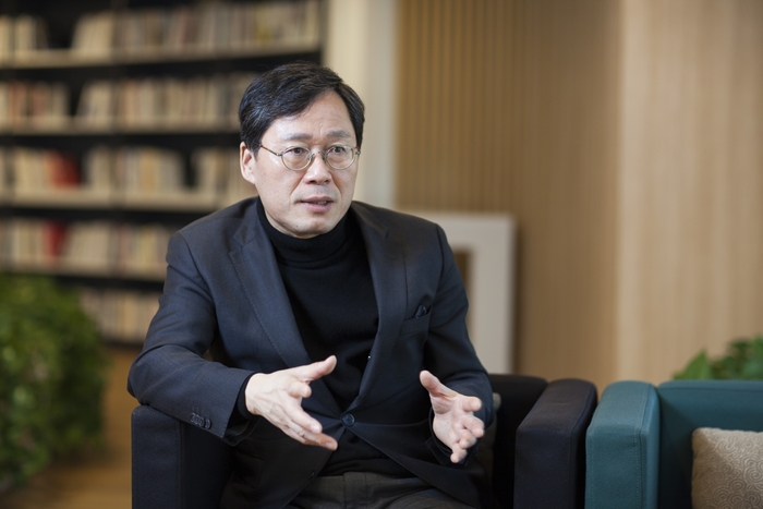 [人사이트]김창규 민간LNG산업협회 부회장, “공공으로 커 온 '에너지'···민간과 해외로 나가야”