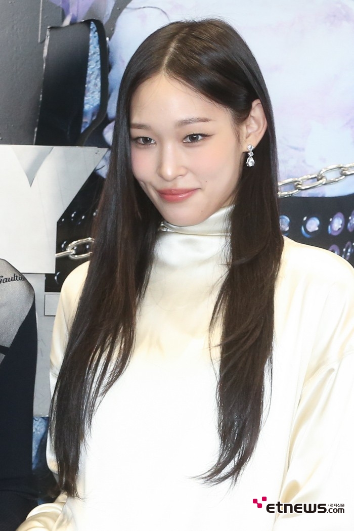 [ET포토] 올데이 프로젝트 애니, '아이돌로 데뷔한 재벌 3세'