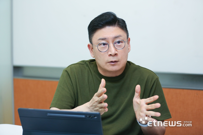 “AI가 바꾼 번호이동 공식”…LGU+ 세명 중 한명은 '익시오' 택했다