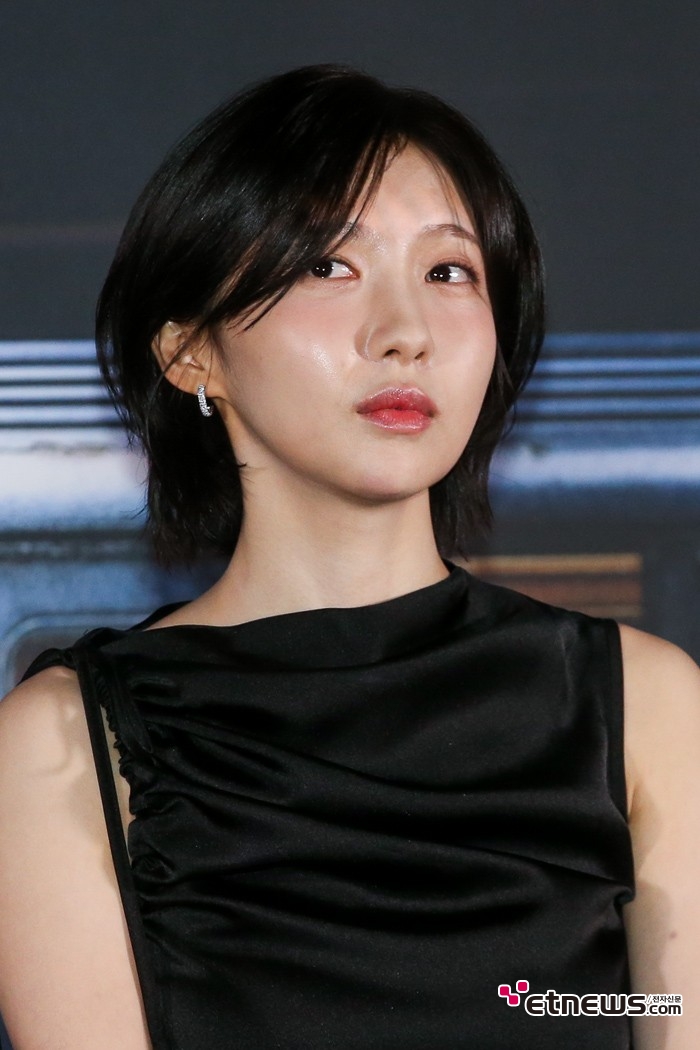 [ET포토] 주현영, '오늘은 다른 분위기'