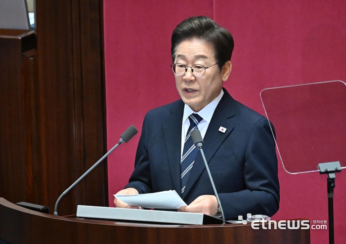 [포토] 추경 시정연설하는 이 대통령