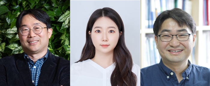 왼쪽부터  황동수 교수, 최지민 교수, 이기라 교수