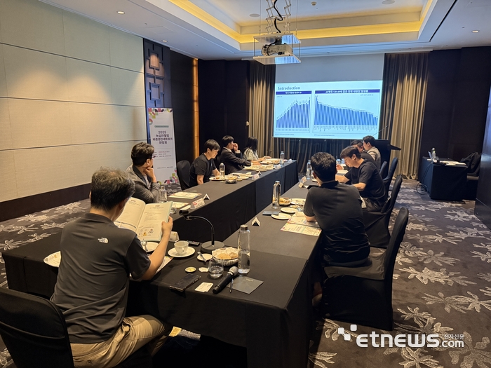 GC녹십자웰빙은 지난 23일 콘래드 서울 호텔에서 바른검진네트워크 좌담회를 개최했다.