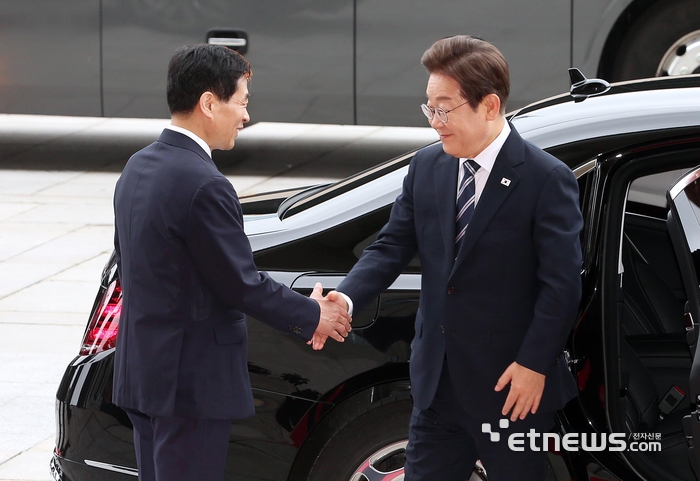 [포토] 이재명 대통령,  추경 시정연설 위해 국회 도착