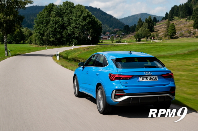 매력적인 콤팩트 SUV, 아우디 Q3 40 TFSI 콰트로