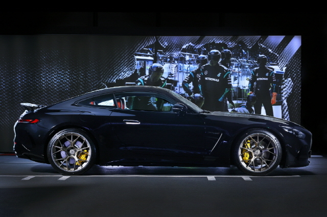 메르세데스-AMG GT 55 4MATIC+ 'AMG 한성 에디션 2025' 3대 한정 출시