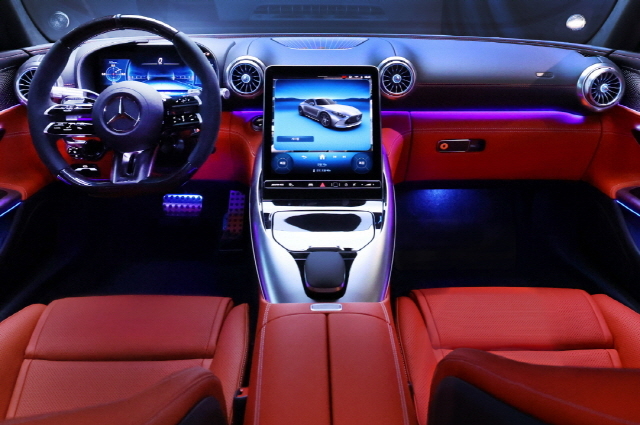 메르세데스-AMG GT 55 4MATIC+ 'AMG 한성 에디션 2025' 3대 한정 출시