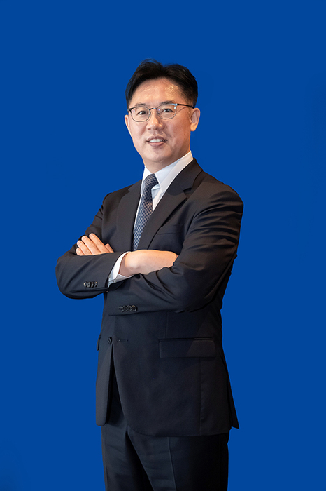 CXK 이동운 지사장