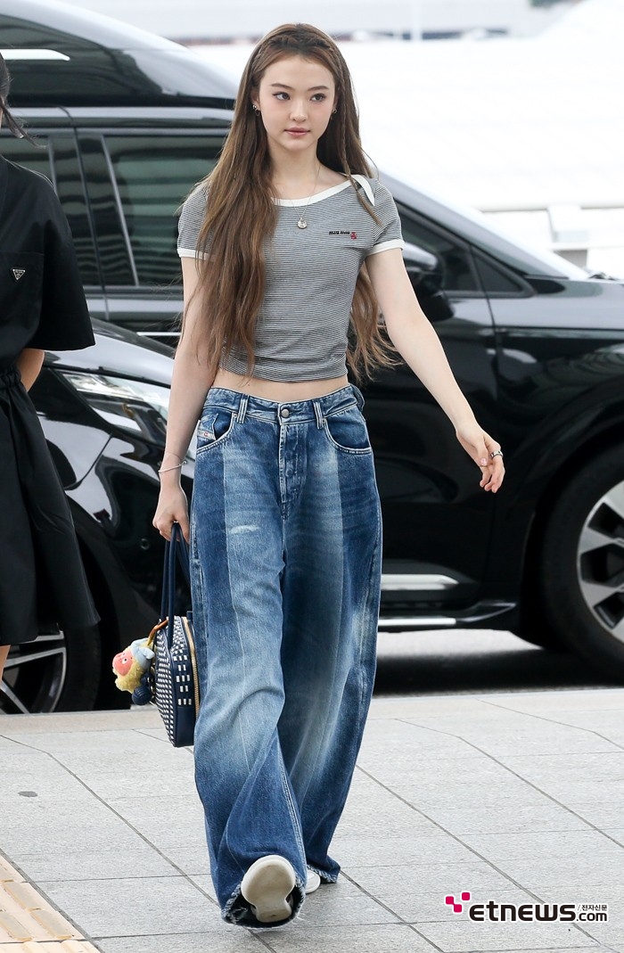 [ET포토] 미야오 엘라, '크롭티에 와이드 팬츠'