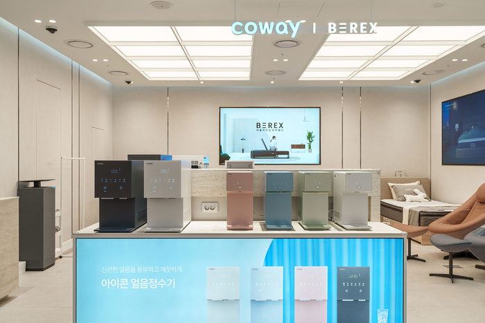 코웨이 공식 직영점 '코웨이 갤러리'가 롯데백화점 청량리점에 입점했다.