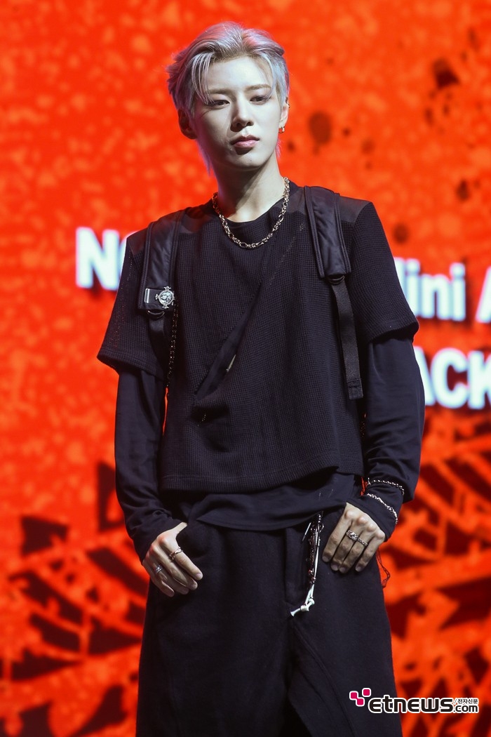 [ET포토] 나우즈 진혁, '우월한 자신감'