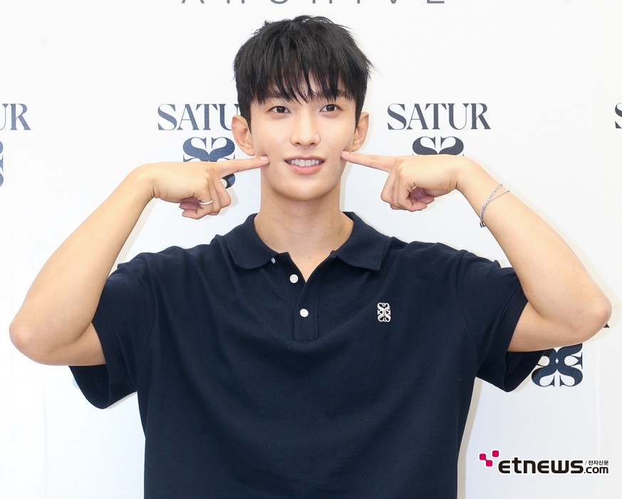 [ET포토] 세븐틴, '남다른 건강미 발산'