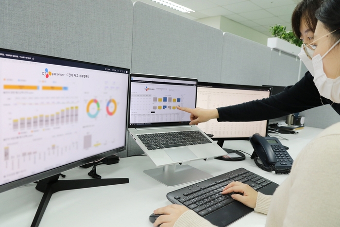[테크입은 K푸드]CJ프레시웨이, AI로 식자재 유통 DX 선도