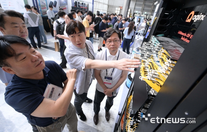 [포토] 2025 데이터센터 서밋 참가한 애지노드