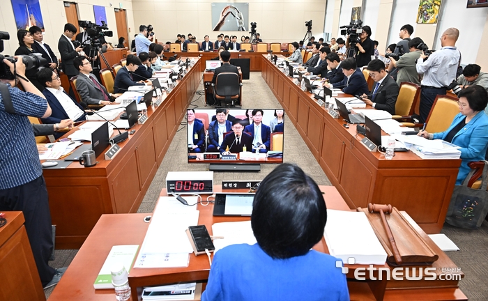 [포토] 배경훈 과기장관 후보자 인사청문회