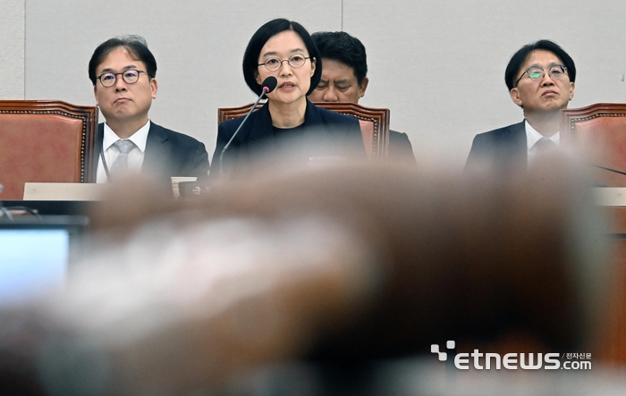 [포토] 인사청문회 출석한 한성숙