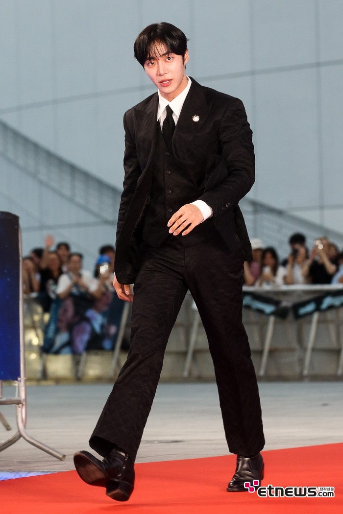 [ET포토] 추영우, '연기 피지컬 외모 모두 완벽'