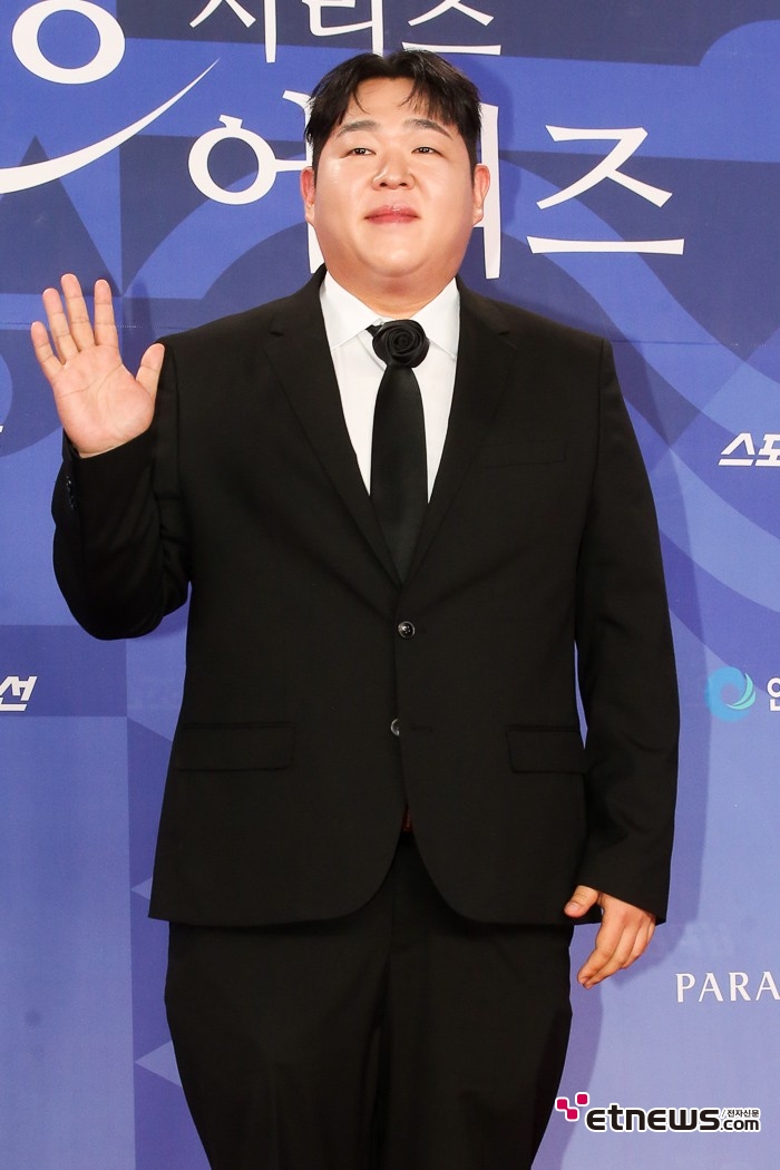 [ET포토] 문상훈, '청룡 신인 예능인상 수상'