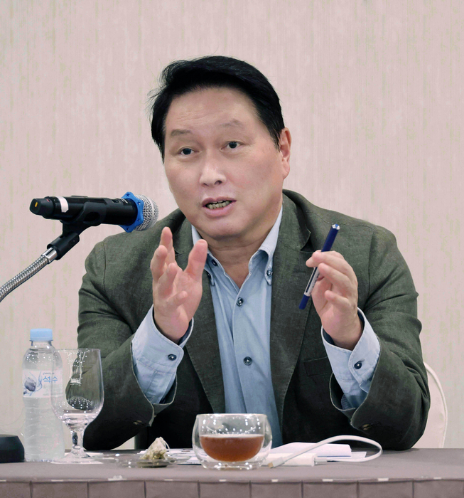 최태원 회장 “韓-日 연대해 데이터 확보해야”