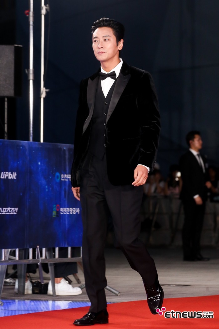 [ET포토] 주지훈, '슈퍼맨 의사'