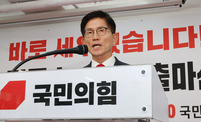 국민의힘 김문수 전 대선후보가 20일 서울 여의도 당사에서 당 대표 출마 선언을 하고 있다.(사진=연합뉴스)