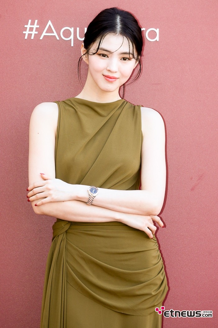 [ET포토] 한소희, '남다르게 하얀 미모'