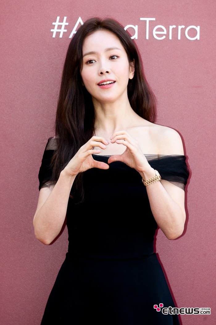 [ET포토] 한지민, '한결같은 밝은 미모'