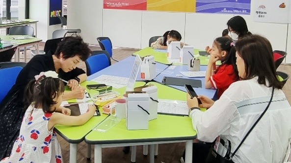 임동디지털창작소의 디지털 창·제작 프로그램 운영 모습.