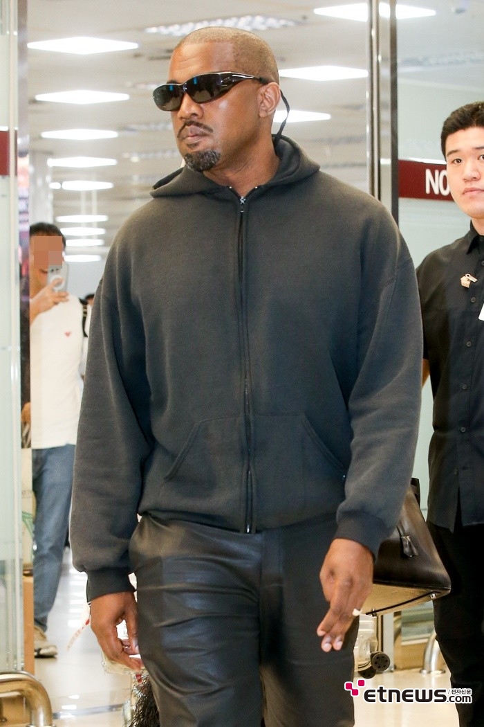 [ET포토] 칸예 웨스트, '작년에 이어 레전드 콘서트 가능?'