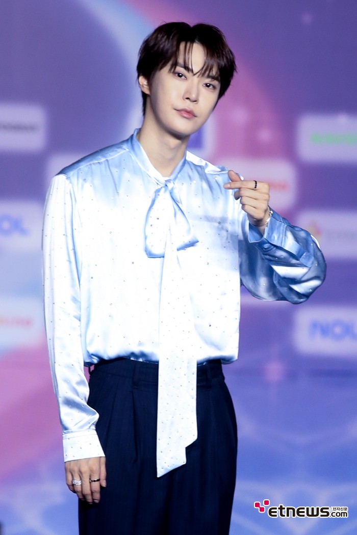 [ET포토] NCT127 도영, '고혹적인 눈빛'
