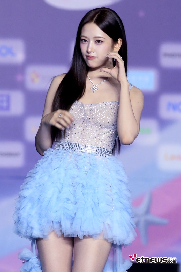 [ET포토] 아이브 안유진, '블루 바비'