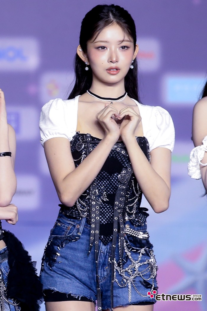 [ET포토] 아이브 레이, '진지한 시선'