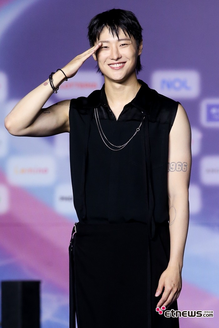 [ET포토] 우즈, '전역을 명 받았습니다'