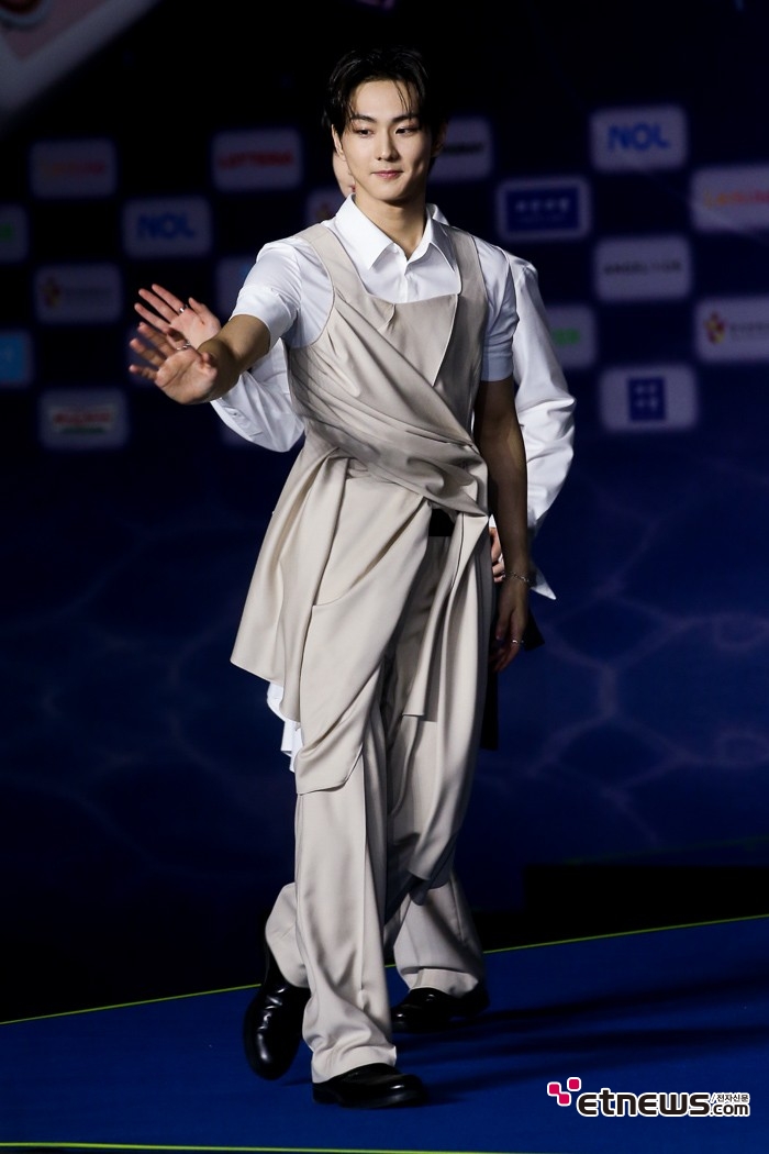 [ET포토] 엔하이픈 정원, '격한 반가움'