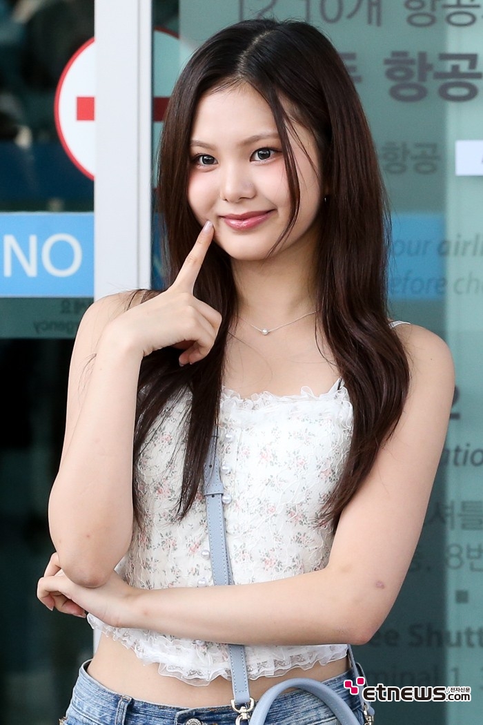 [ET포토] 키라스 링링, '상큼하게 콕'