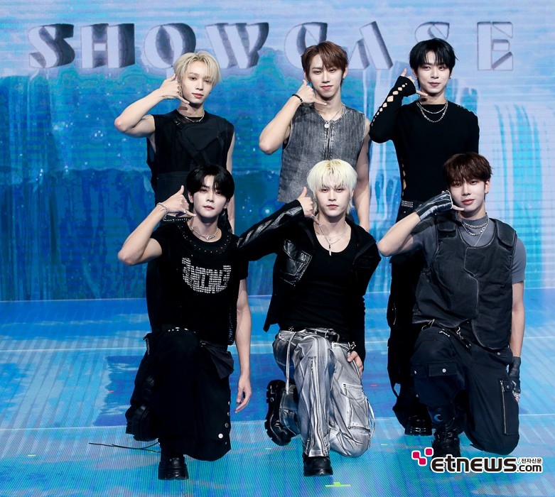 [ET포토] 세븐투에잇, '정사각형 대형으로'