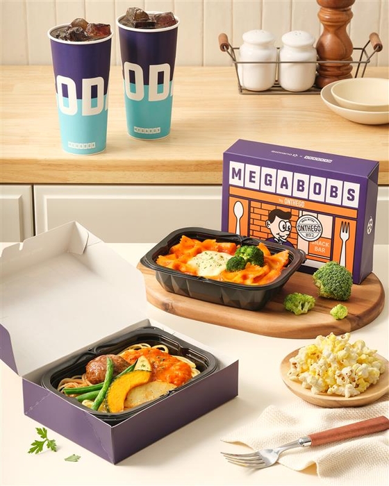 아워홈은 메가박스와 손잡고 '메가밥스'를 론칭한다.