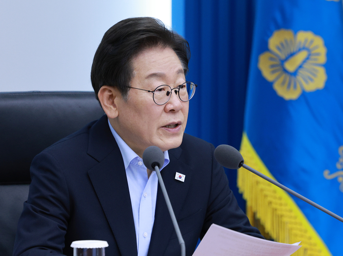 이재명 대통령이 31일 서울 용산 대통령실 청사에서 열린 6차  수석·보좌관 회의를 주재하고 있다. 2025.7.31 [대통령실통신사진기자단]