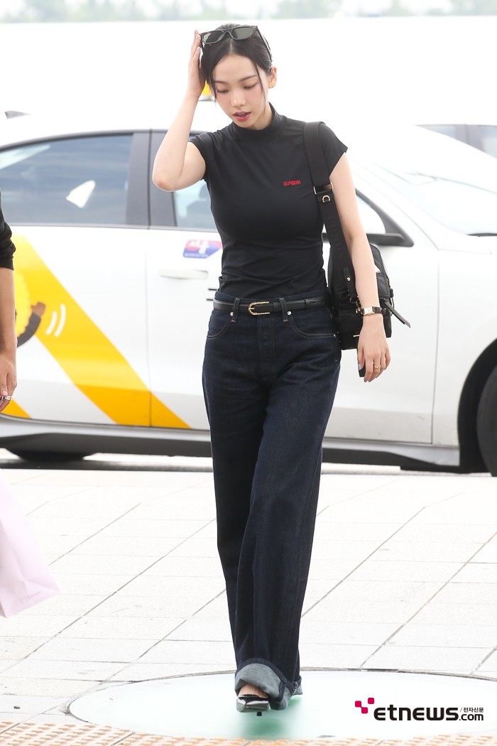 [ET포토] 에스파 카리나, 'LA로 떠나요'