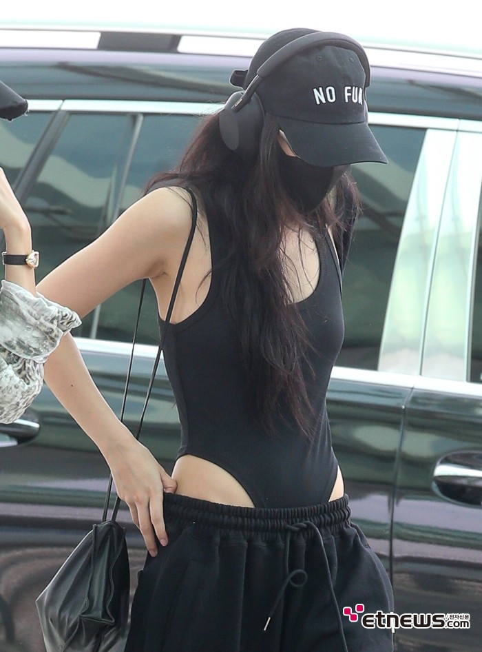 [ET포토] 블랙핑크 제니, '퍼펙트 바디라인'