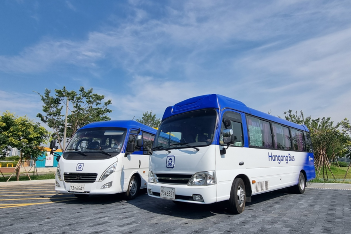 서울 한강버스 선착장과 주요 지하철역 오가는 무료 셔틀버스. ⓒ서울시 제공