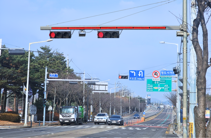 디지털 LED 차량 신호등 보조장치.