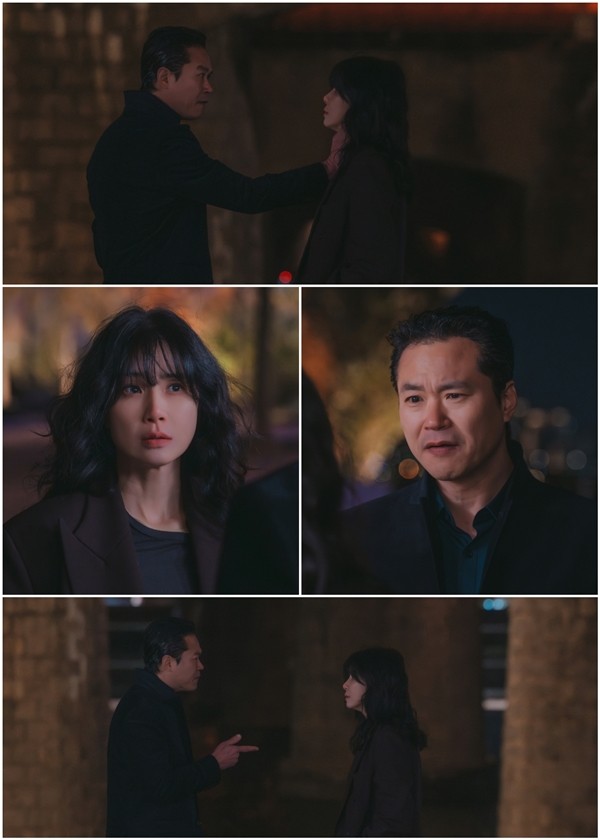 '메리 킬즈 피플' 이보영, 백현진과 살벌한 '멱살 위협 대치'