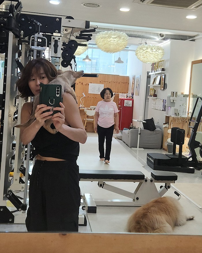 [ET포토] 예지원, '엄마와 함께 운동하는 일상 공개'